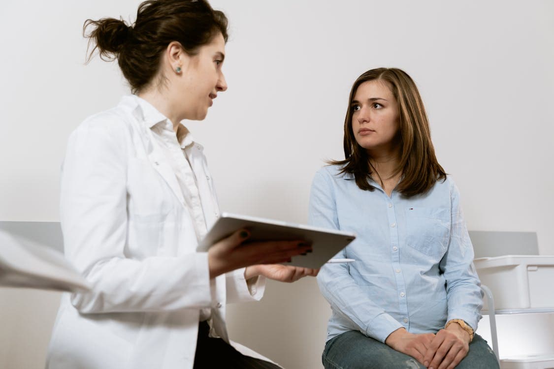 Home Insemination vs IUI — Which Is Right for You?